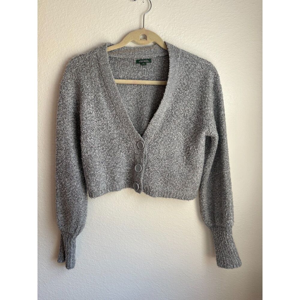 Wild Fable Size M Light Gray Textured Knit Button Up Cropped Cardigan Sweater